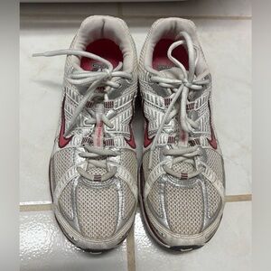 Women’s Nike Air Pegasus Athletic Sneakers